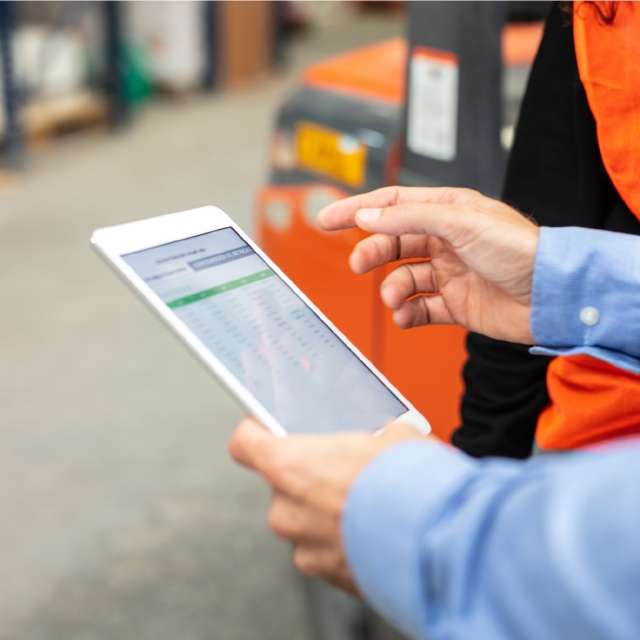 Man using tablet