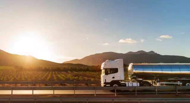 Commercial-Truck