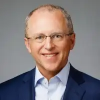 Derrick Herbst headshot