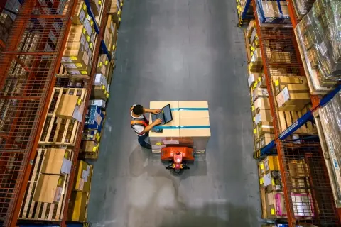 Distribution-Warehouse